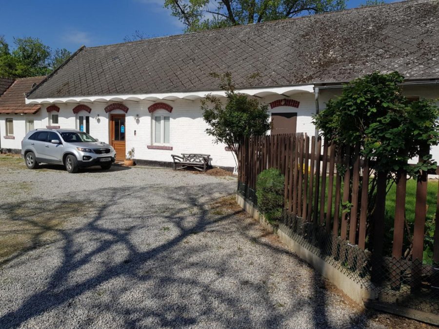 Haus mit Pferdestallungen in absoluter Grünruhelage Nähe Groß-Enzersdorf - Auch für Bauträger geeignet. - Bild