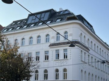 4-Zimmer-Altbaueigentumswohnung in generalsaniertem Altbau mit Balkon, 1150 Wien, Etagenwohnung